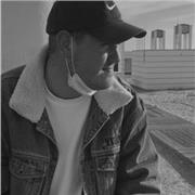 Profesor de Inglés imparte clases a alumnos hasta 2 Bachillerato